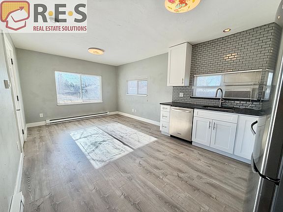 5th image of 225 W Nassau Ave