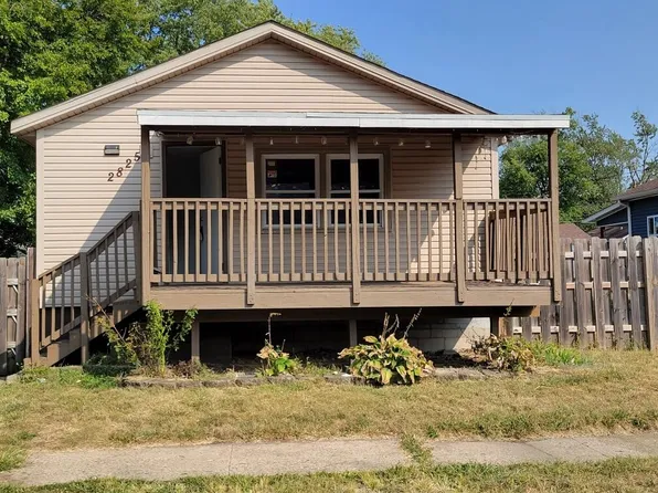 2825 Dearborn St, Lake Station, IN 46405