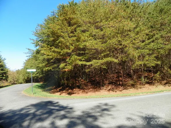 108 Chersonese Ct, New London, NC 28127