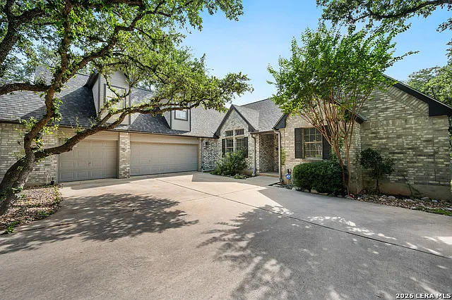 4 bed, 3.0 bath, 2960 sqft, $3,900 — Photo 3