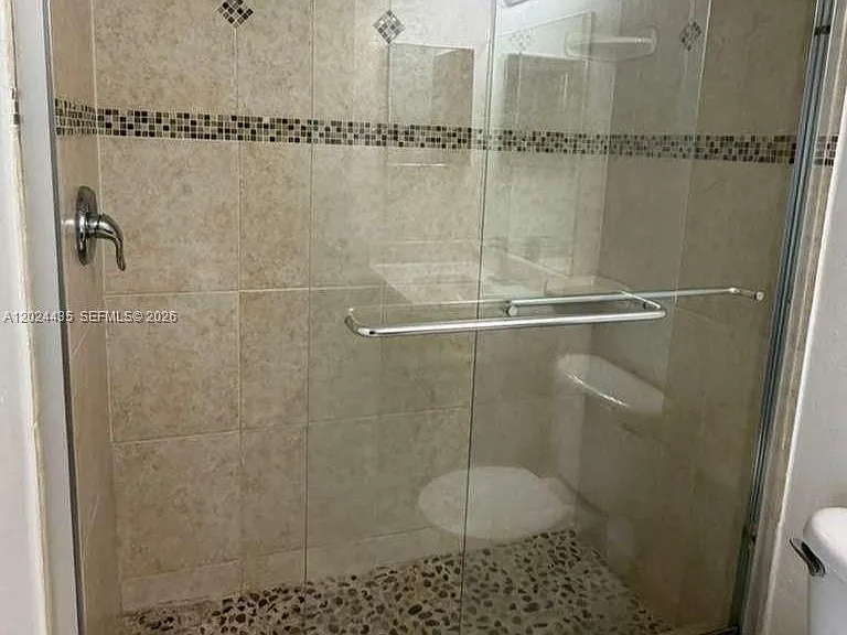 7610 Westwood Dr #122 — Photo 29