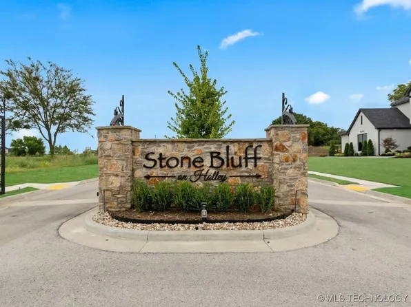 10612 S Holley St, Jenks, OK 74037