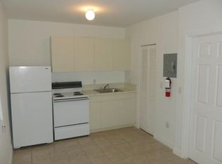 461 NW 9th St APT 8, Miami, FL 33136