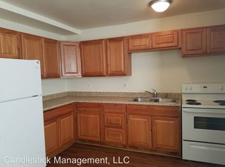 441 SE Winfield Ave APT 05, Topeka, KS 66607