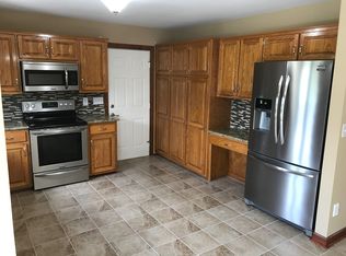 1221 Norris Dr, Bessemer, AL 35022