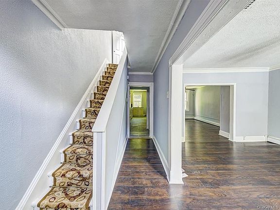2nd image of 216A Dubois St