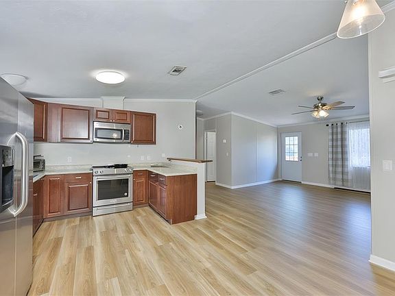2nd image of 12104 GLENSHIRE DRIVE