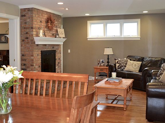 5th image of 1029 Royal Bombay Ct