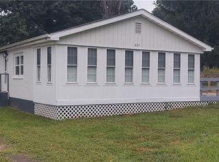 624 Cemetery St, Coshocton, OH 43812