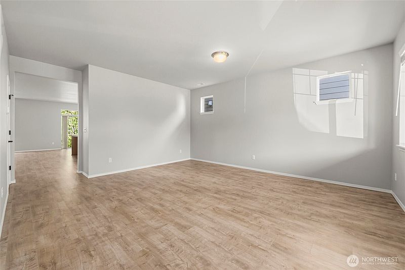 5th image of 11264 Borgen Loop