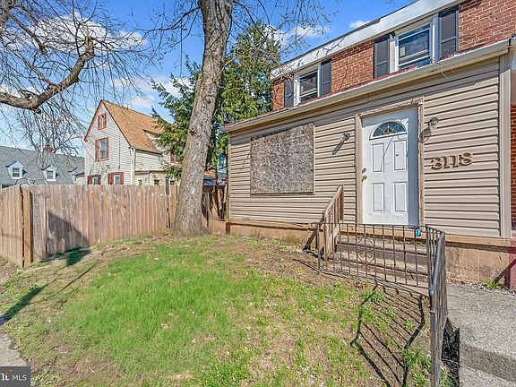 4th image of 3118 S Constitution Rd