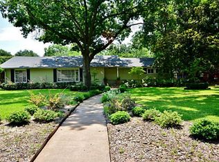 2021 W Park Ave, Corsicana, TX 75110