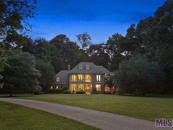 3rd image of 5910 Forest Glen Ln