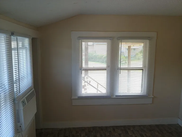 423 Main St #A — Photo 15