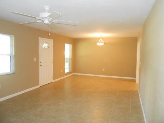2nd image of 101 San Carlos Ave