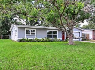 10944 104th Ave, Seminole, FL 33778