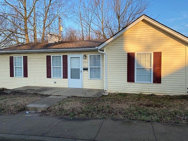 1st image of 1391 Oak Hill Dr