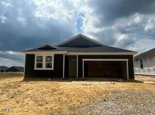 613 Chestnut Oak Ln, Lillington, NC 27546