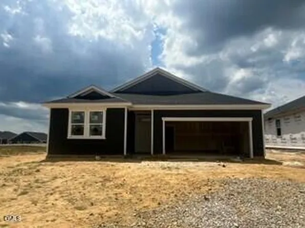 613 Chestnut Oak Ln, Lillington, NC 27546