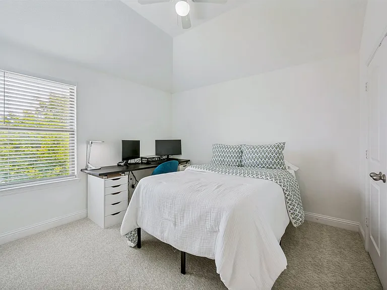 851 Forest St — Photo 11