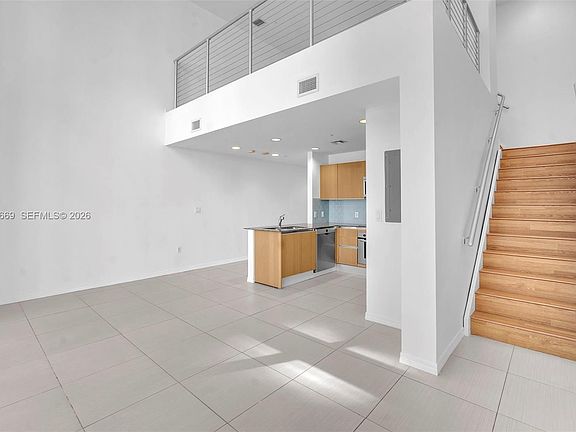 4th image of 1050 Brickell Ave APT 2418