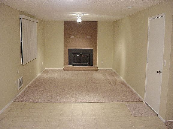 3rd image of 1382 NE 10th Ave