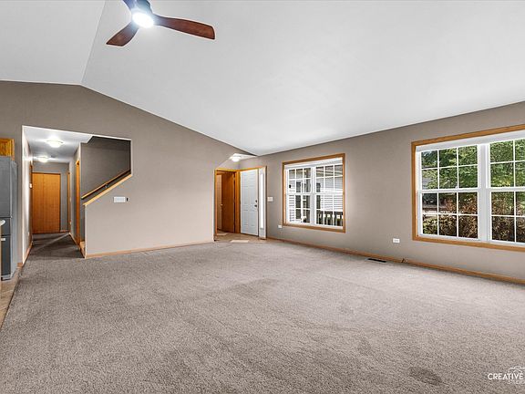 5th image of 1606 Lake Holiday Dr