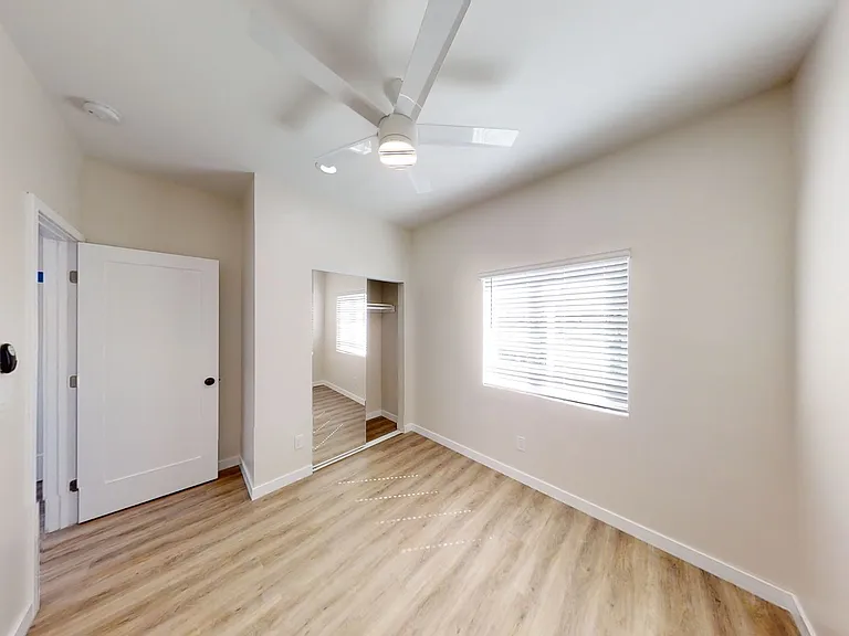 5121 Ewing St — Photo 6