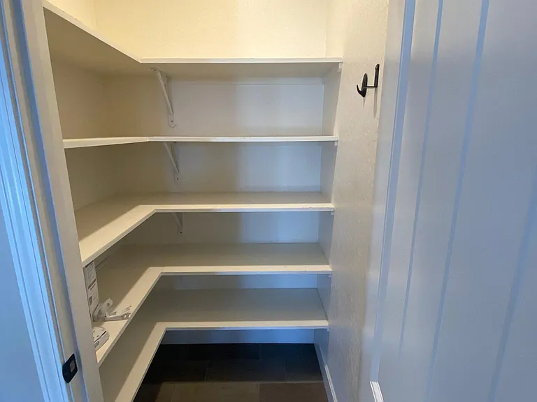 3200 N Glacier Way — Photo 13