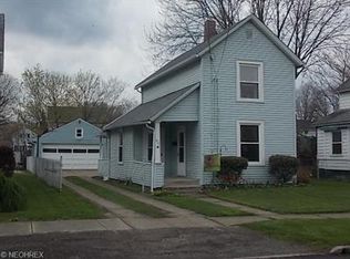 126 16th St NW, Barberton, OH 44203