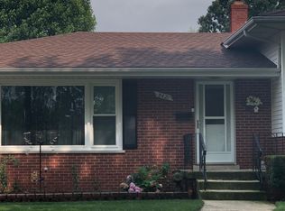 8421 Forest Ave, Munster, IN 46321
