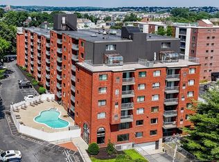 8 9th St APT 703, Medford, MA 02155