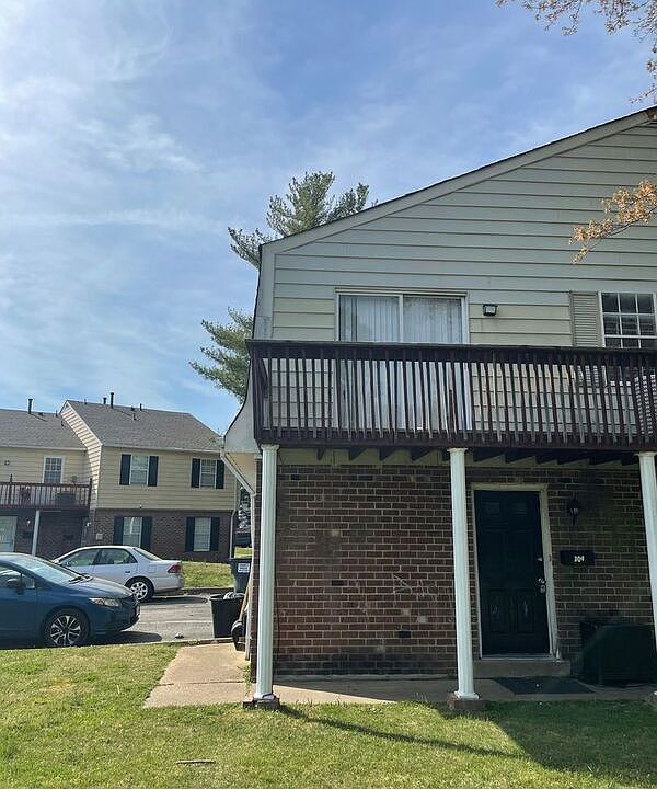 1st image of 309 Leatherhead Ct