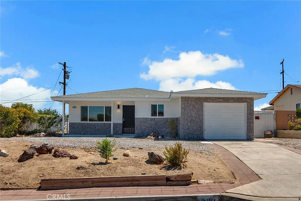 4 bed, 1220 sqft, $2,600 — Photo 4