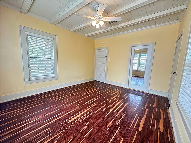131 Dell Ave — Photo 16
