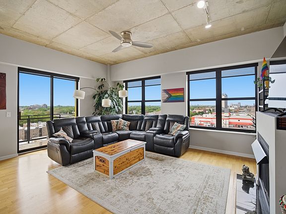 4th image of 1122 W Catalpa Ave APT 910
