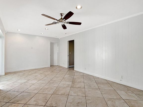 5th image of 1644 40th Street