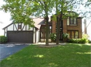 1116 Warren Ln, Vernon Hills, IL 60061