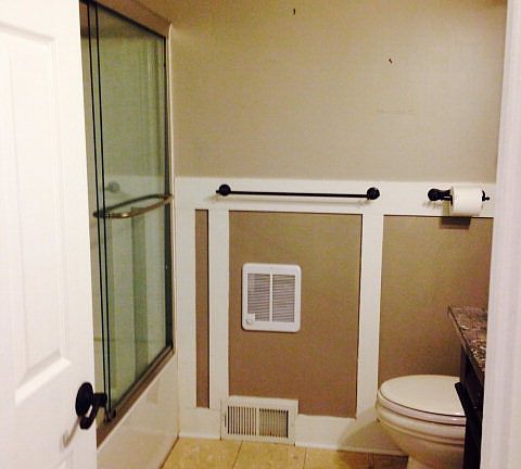 3rd image of 716 Windsor Ln