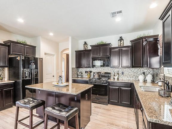 3rd image of 12595 Clocker Dr