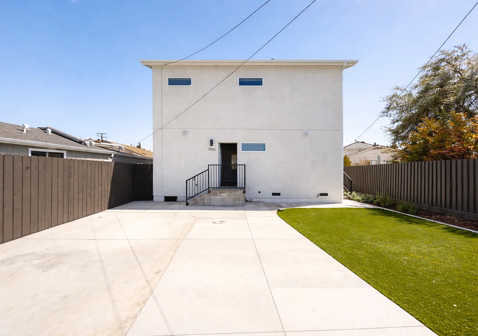 4BD/2BA, Great Outdoor Space! — Photo 1