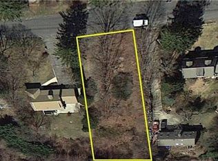 Brennan St, Huntington, NY 11743
