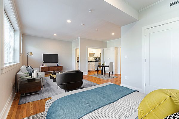 1st image of 215 E Chestnut St #203