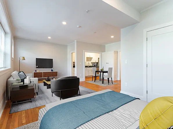 215 E Chestnut St #203, Asheville, NC 28801