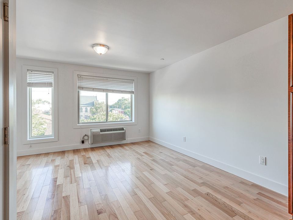 1st image of 4122 Haverford Ave APT 6