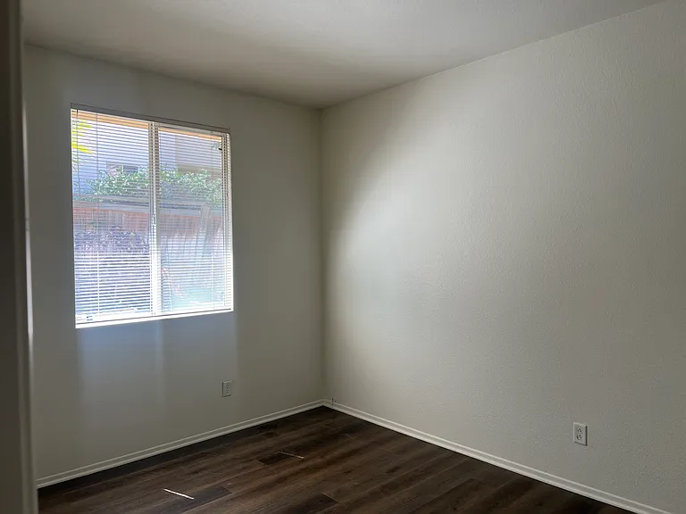 27474 Fallbrook Ct — Photo 10