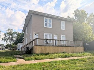 295 W Hickory St, Kankakee, IL 60901