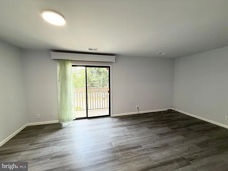 2400 Glengyle Dr #265 — Photo 7
