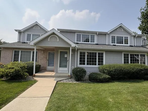 10081 West Whitnall Edge DRIVE #F, Franklin, WI 53132