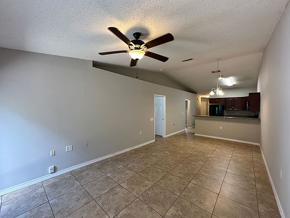 4th image of 9620 Cobblebrook Dr